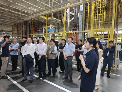 黨建聯(lián)建聚合力 建功支點(diǎn)爭先鋒 長江新動能黨支部與嵐圖汽車產(chǎn)品管理部黨支部聯(lián)合開展主題黨日活動